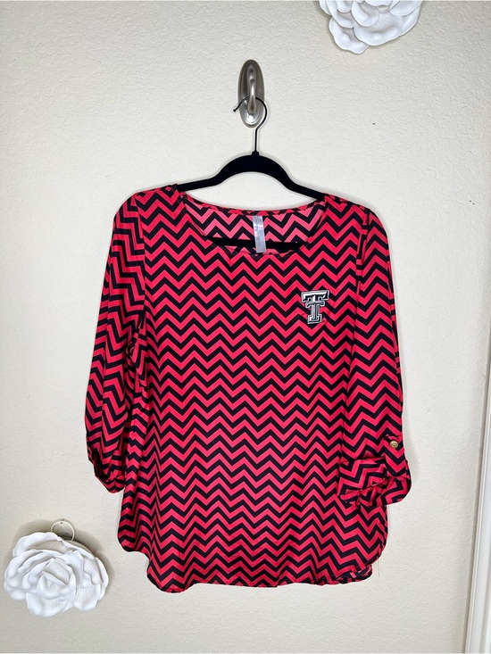 BAMBOO Tops - NTM: Texas Tech Red Raiders Bamboo Chevron Pink Black Blouse Roll Tab Large
